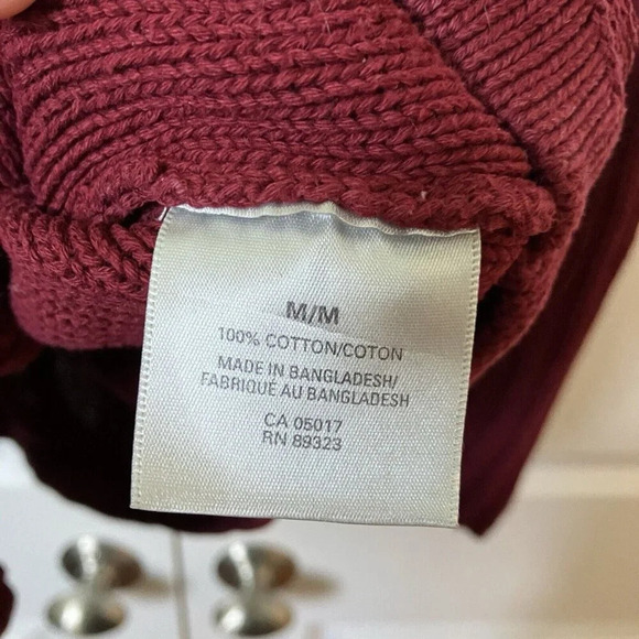 Y2K Roots Burgundy Red Cable Knit Cardigan Womens Medium - Picture 3 of 4